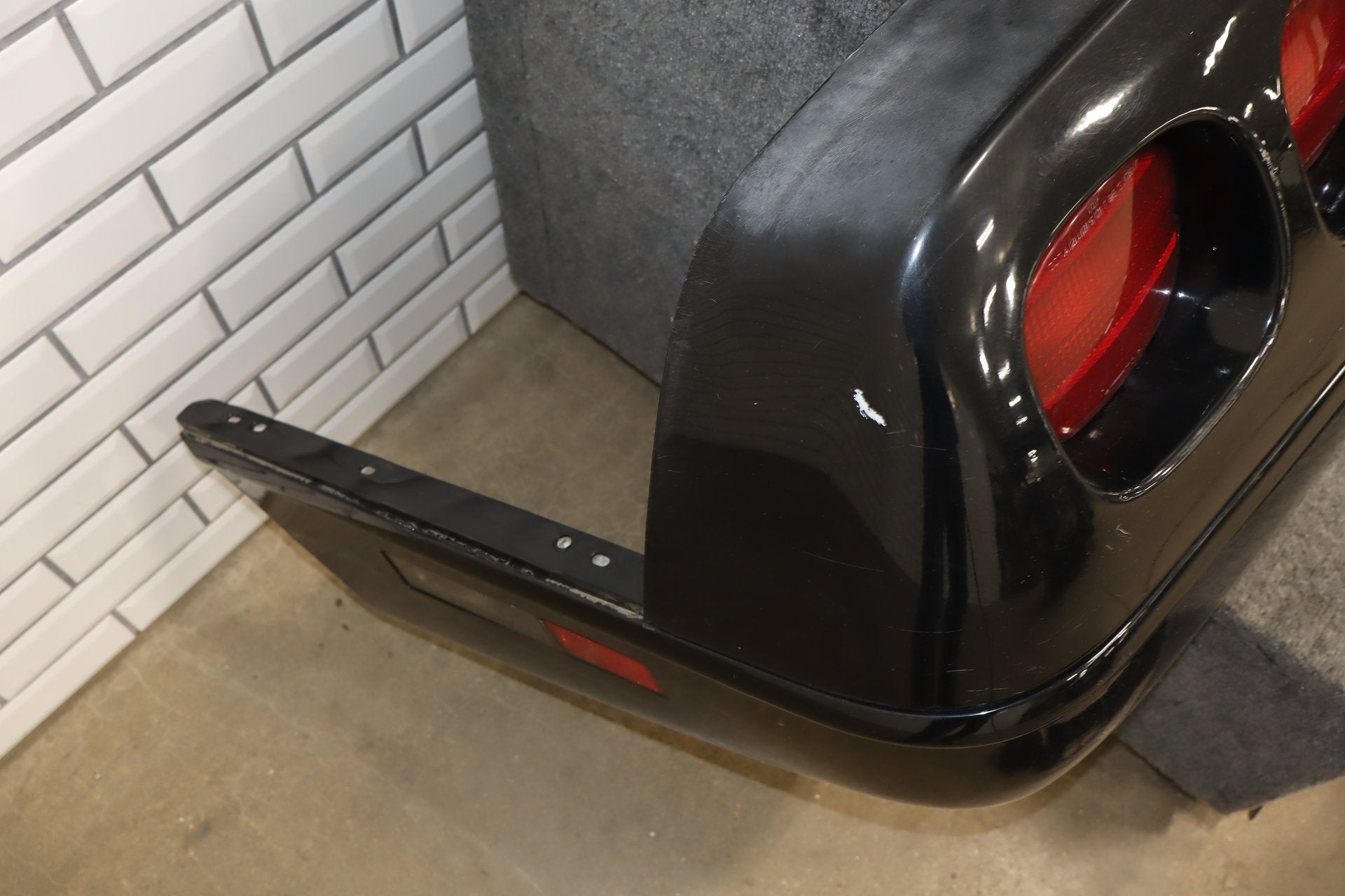 1991-1996 C4 Corvette Base Model OEM Rear Bumper W/Lights Finish Panel