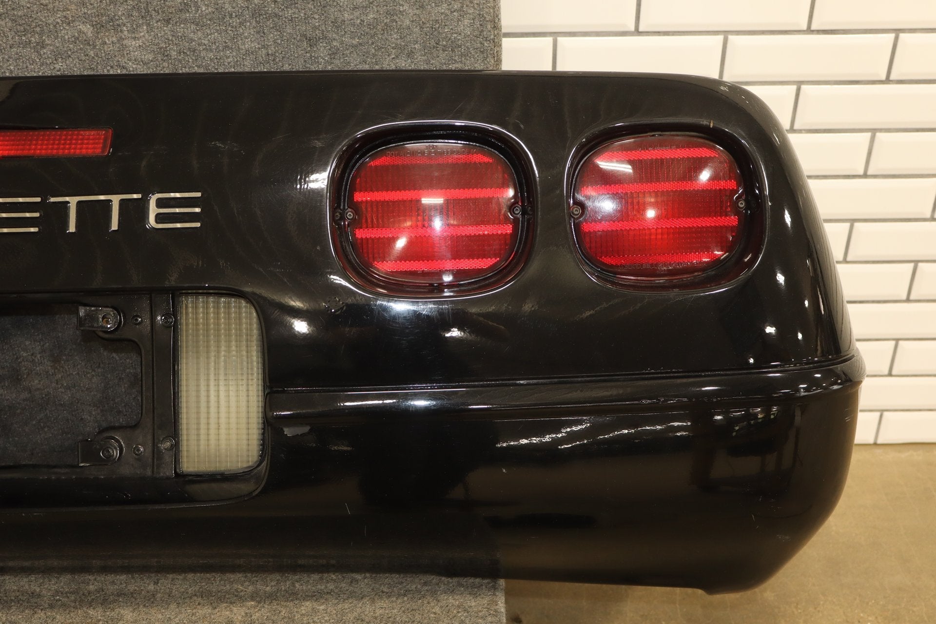1991-1996 C4 Corvette Base Model OEM Rear Bumper W/Lights Finish Panel