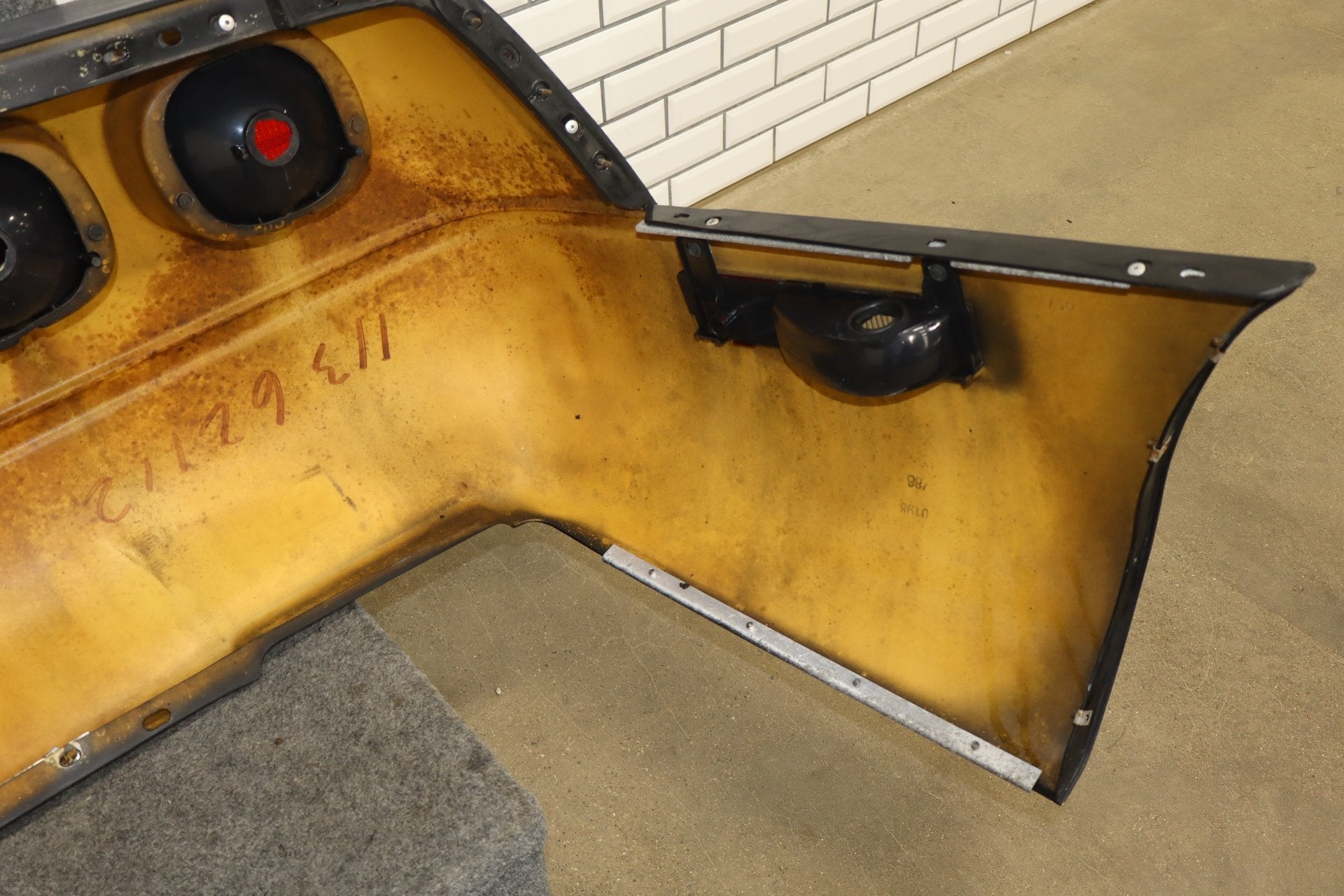 1991-1996 C4 Corvette Base Model OEM Rear Bumper W/Lights Finish Panel