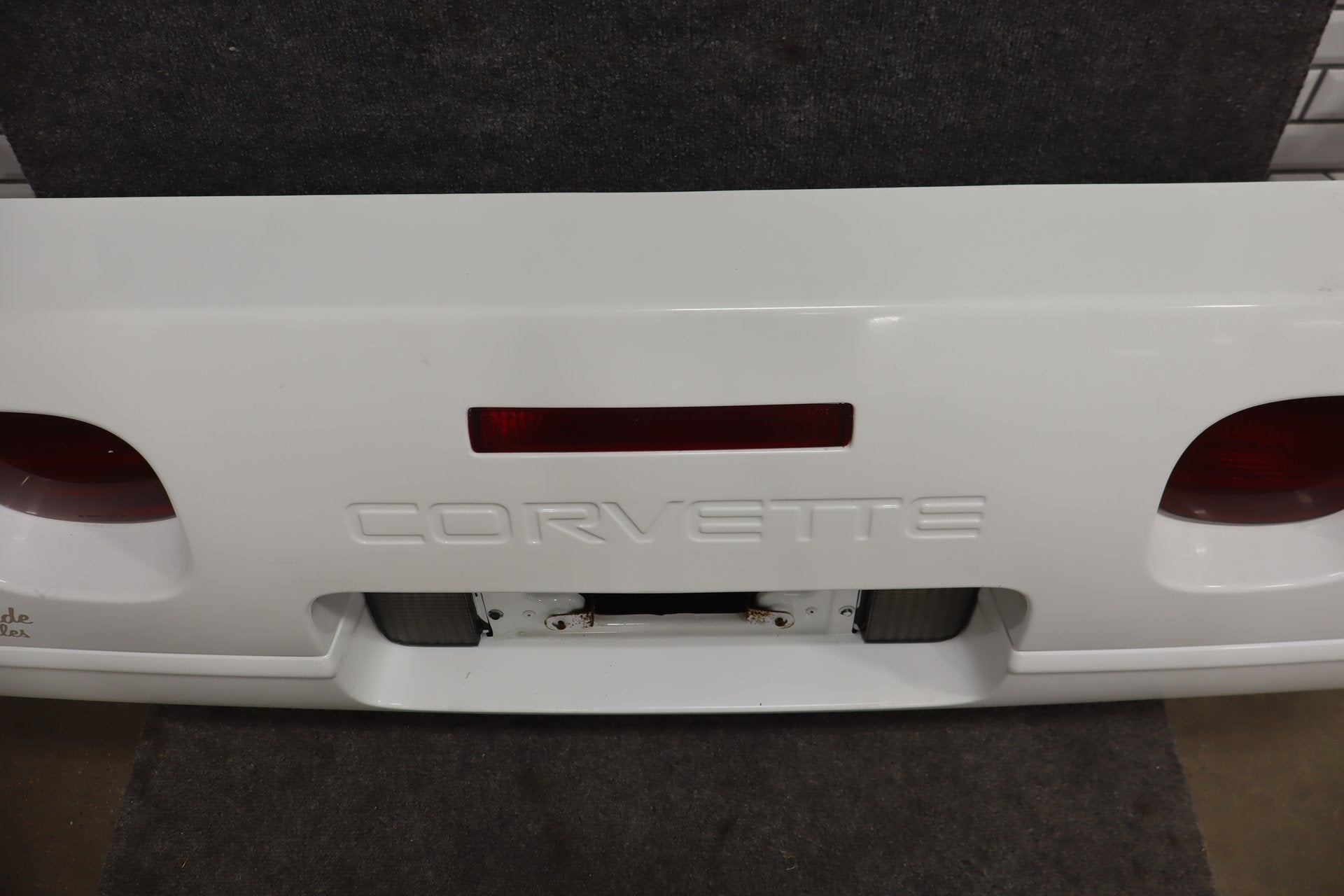 1991-1996 C4 Corvette Base Model OEM Rear Bumper W/Lights Finish Panel Artic White