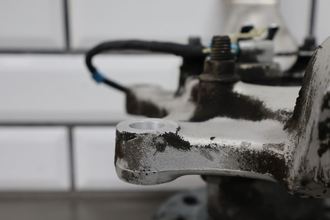 1991 - 1996 C4 Corvette Left Driver Front Spindle & Hub