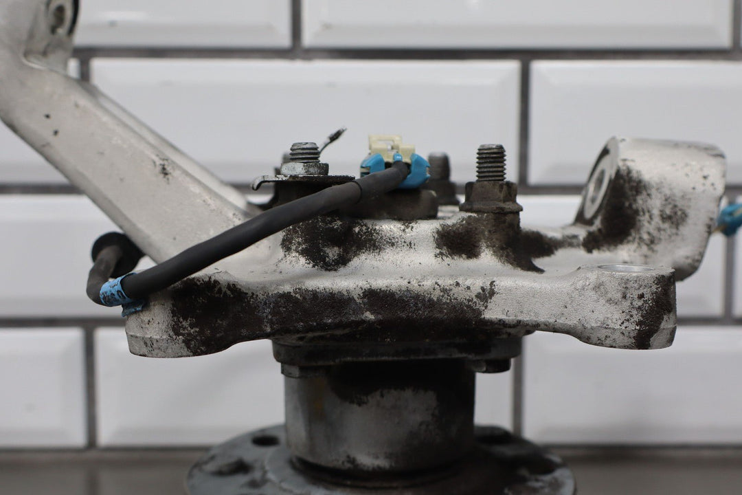 1991 - 1996 C4 Corvette Left Driver Front Spindle & Hub