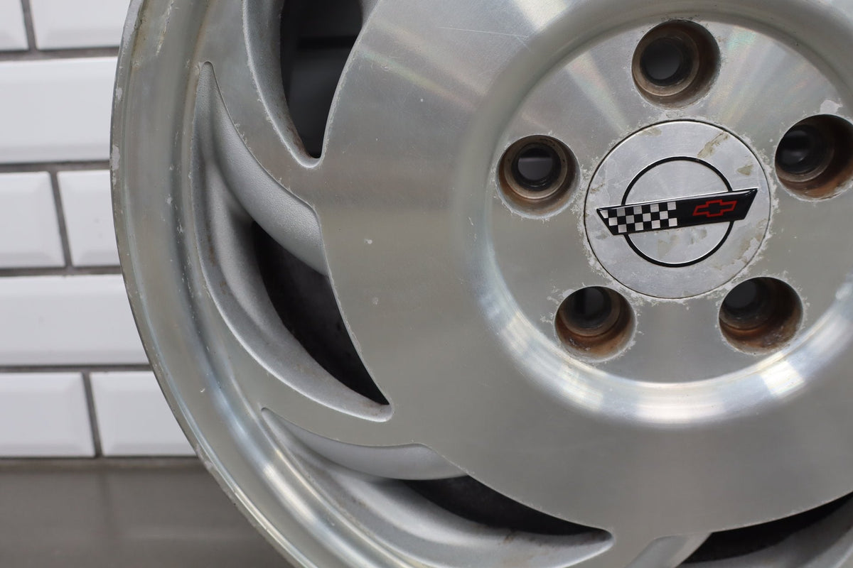 1991-1996 C4 Corvette Single (1) Left Front 17x8.5 Directional Blade Wheel