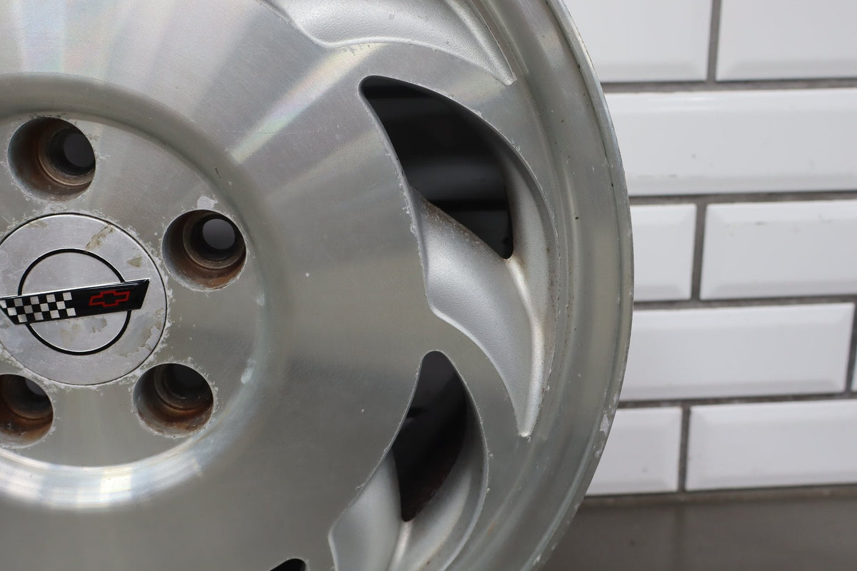 1991-1996 C4 Corvette Single (1) Left Front 17x8.5 Directional Blade Wheel