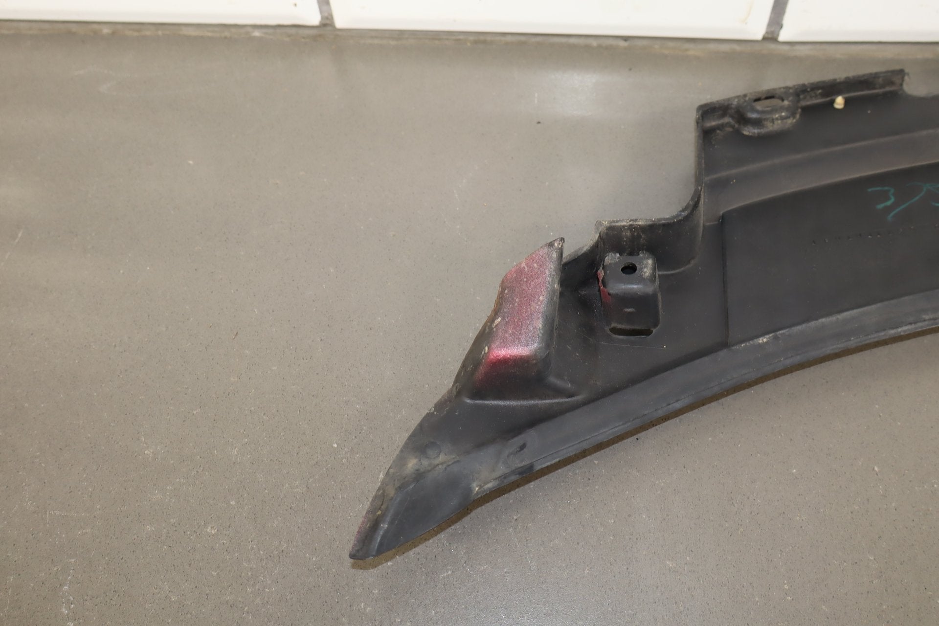 1991-1996 Chevrolet Caprice Impala Cowl Vent Panels OEM 2 Pieces