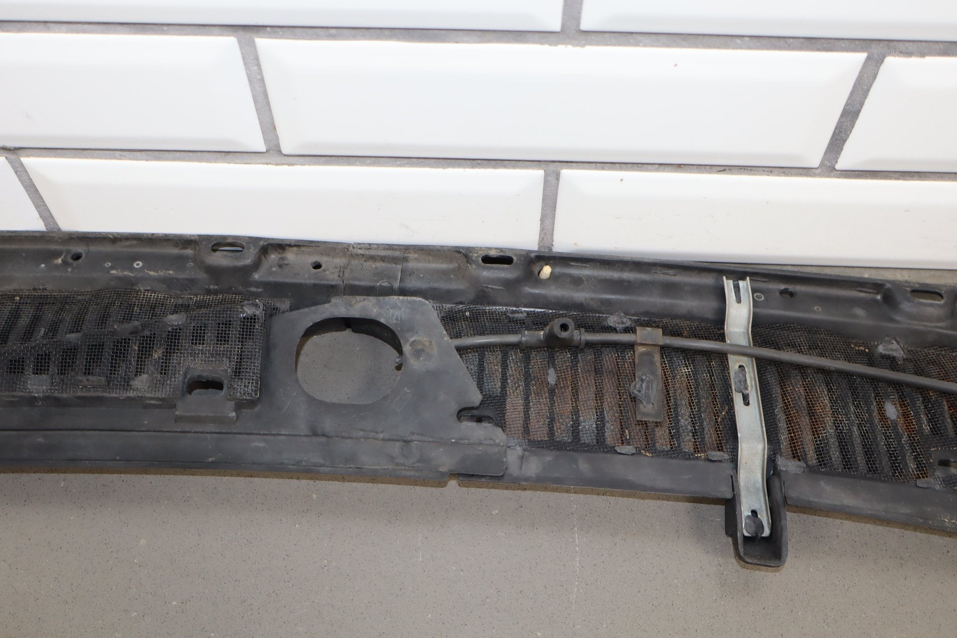 1991-1996 Chevrolet Caprice Impala Cowl Vent Panels OEM 2 Pieces