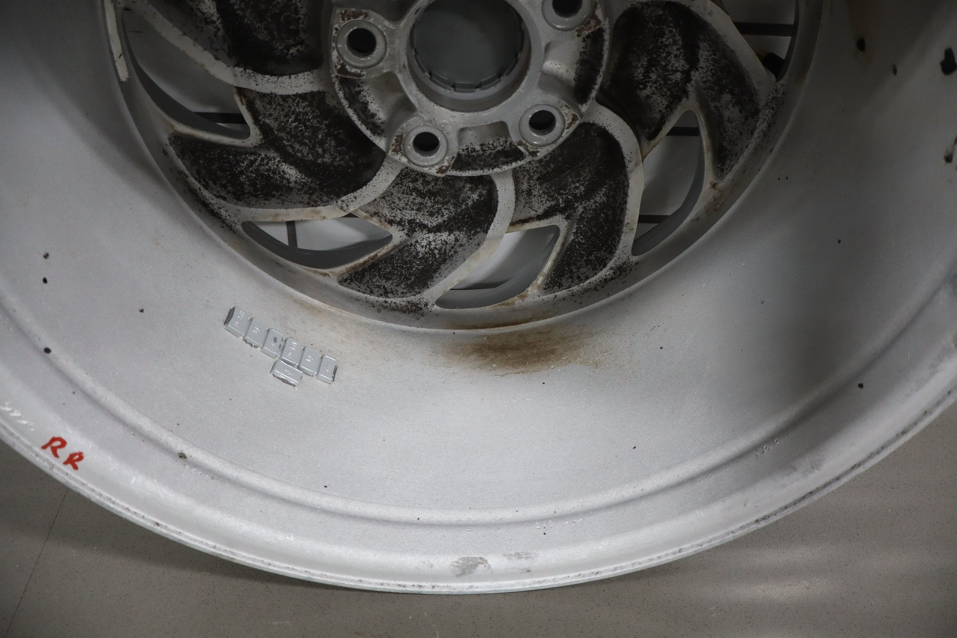 1991-1996 Chevrolet Corvette C4 Right 17x9.5" Directional Sawblade Wheel