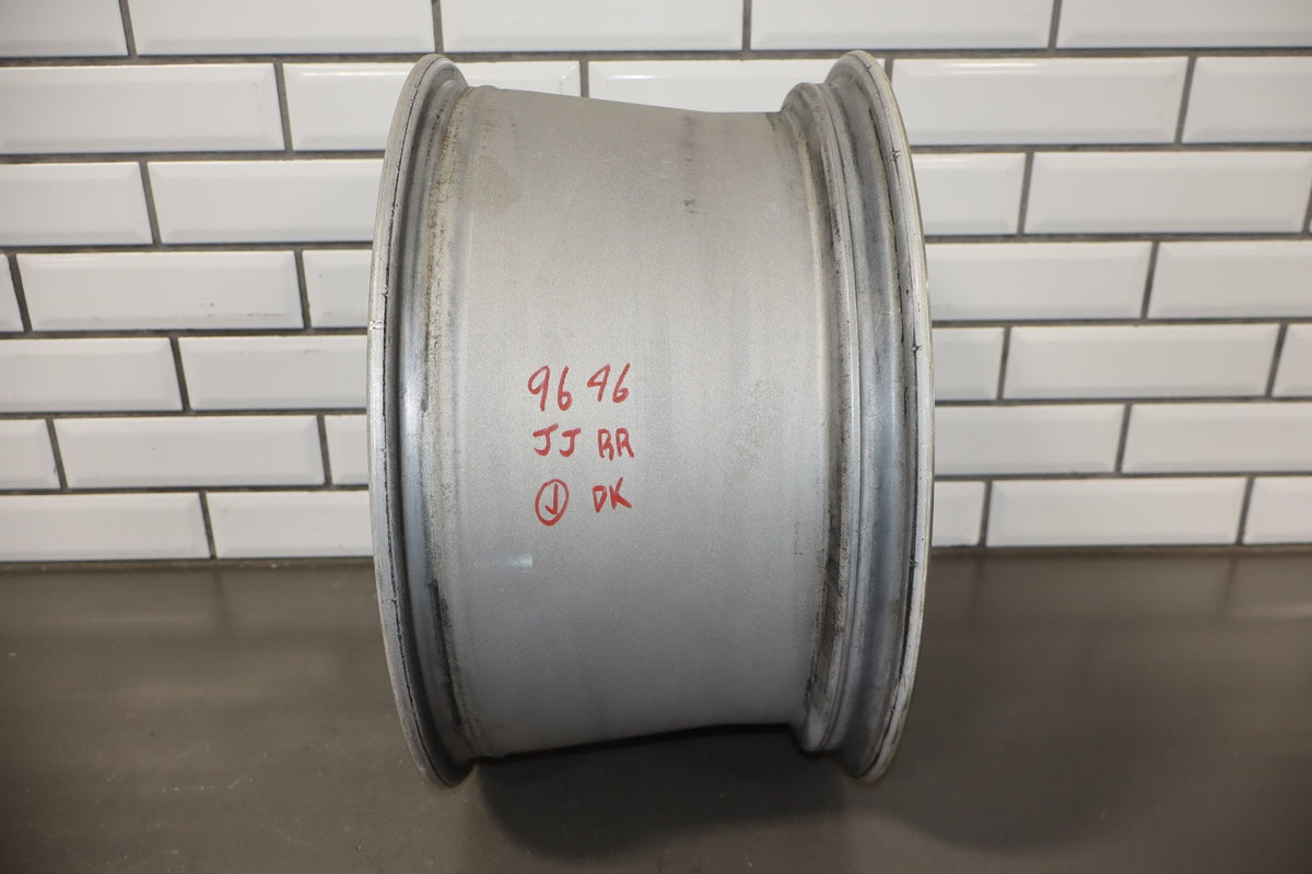 1991-1996 Chevrolet Corvette C4 Right 17x9.5" Directional Sawblade Wheel