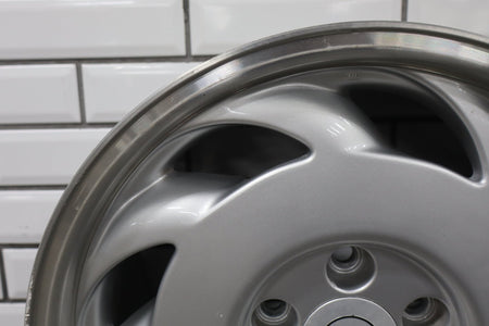 1991-1996 Chevrolet Corvette C4 Right 17x9.5" Directional Sawblade Wheel