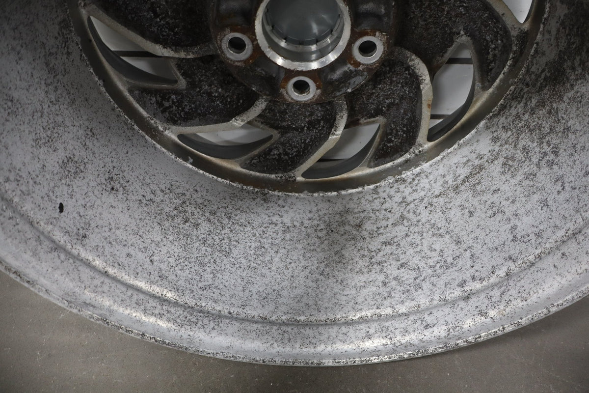 1991-1996 Chevrolet Corvette C4 Right Rear 17x9.5" Directional Sawblade Wheel