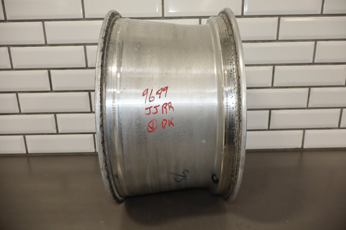 1991-1996 Chevrolet Corvette C4 Right Rear 17x9.5" Directional Sawblade Wheel