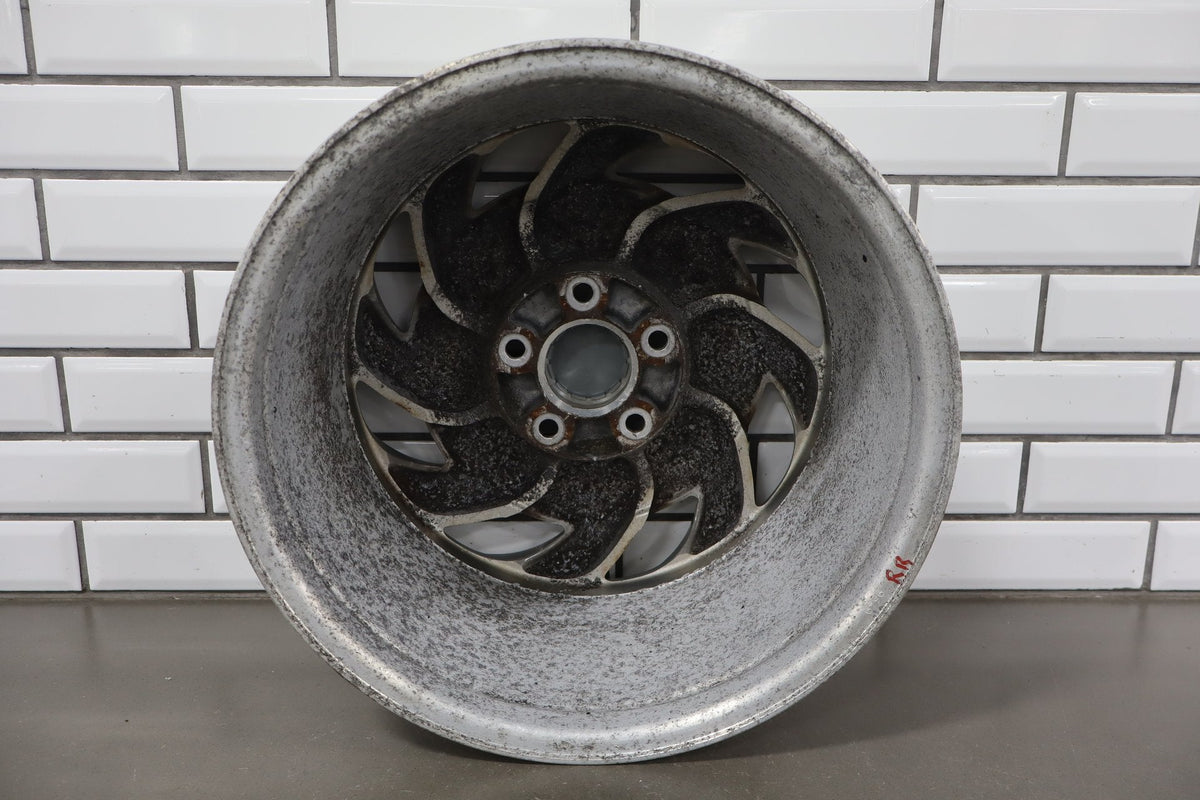1991-1996 Chevrolet Corvette C4 Right Rear 17x9.5" Directional Sawblade Wheel