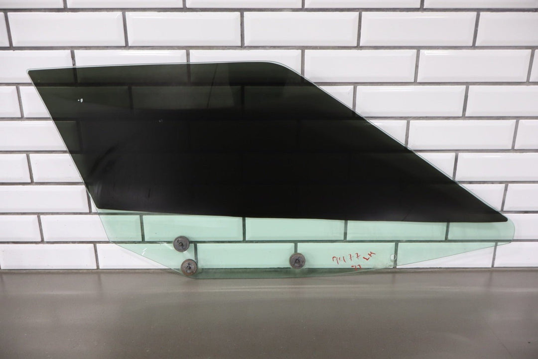 1991 - 1996 Chevrolet Corvette Left Front Door Window 10267190 OEM