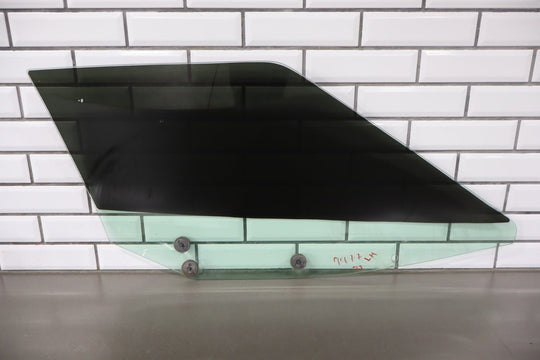 1991 - 1996 Chevrolet Corvette Left Front Door Window 10267190 OEM