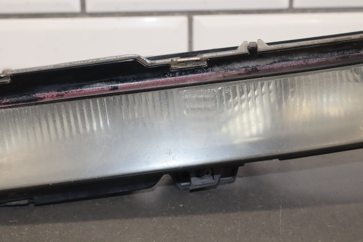 1991-1996 Chevrolet Corvette Left Front Lamp 05976668 OEM