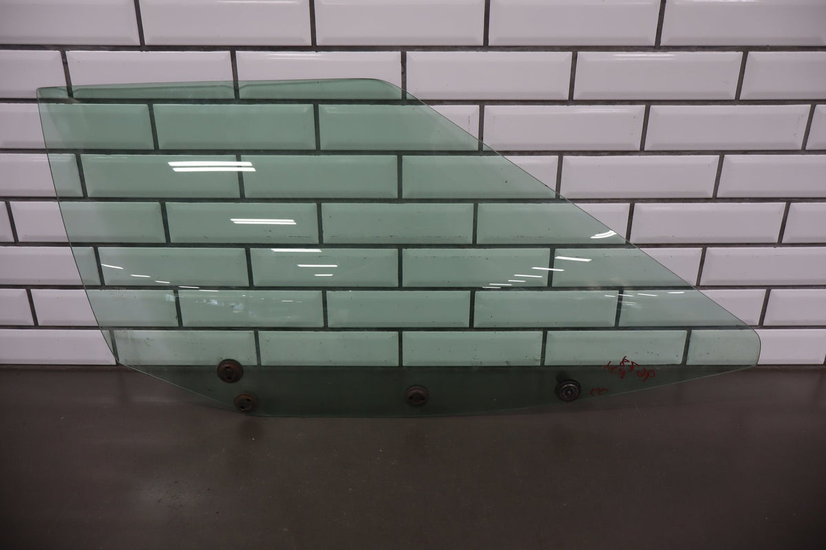 1991-1996 Chevrolet Corvette Right Front Door Window 10267190