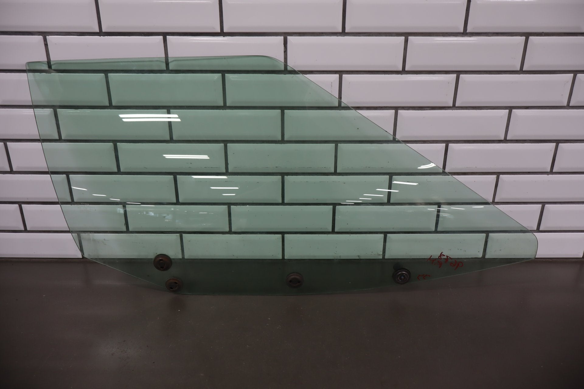 1991-1996 Chevrolet Corvette Right Front Door Window 10267190