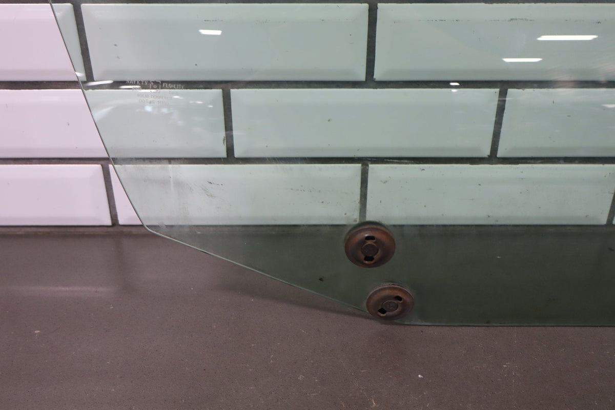 1991-1996 Chevrolet Corvette Right Front Door Window 10267190