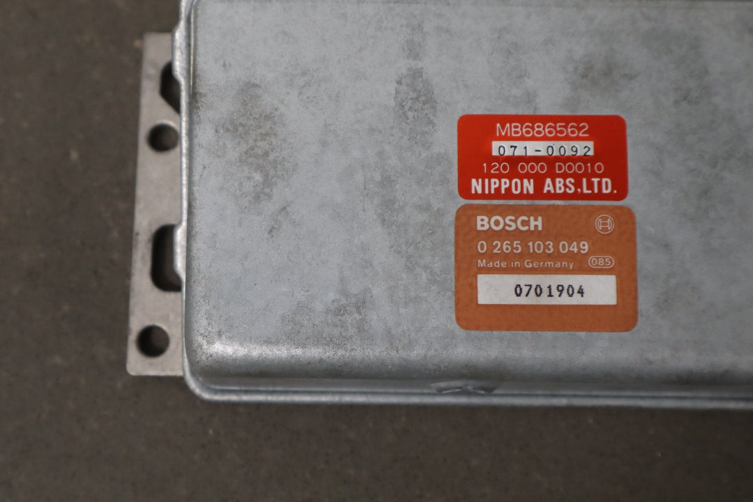 1991 - 1996 Dodge Stealth ABS Module mb686562 OEM