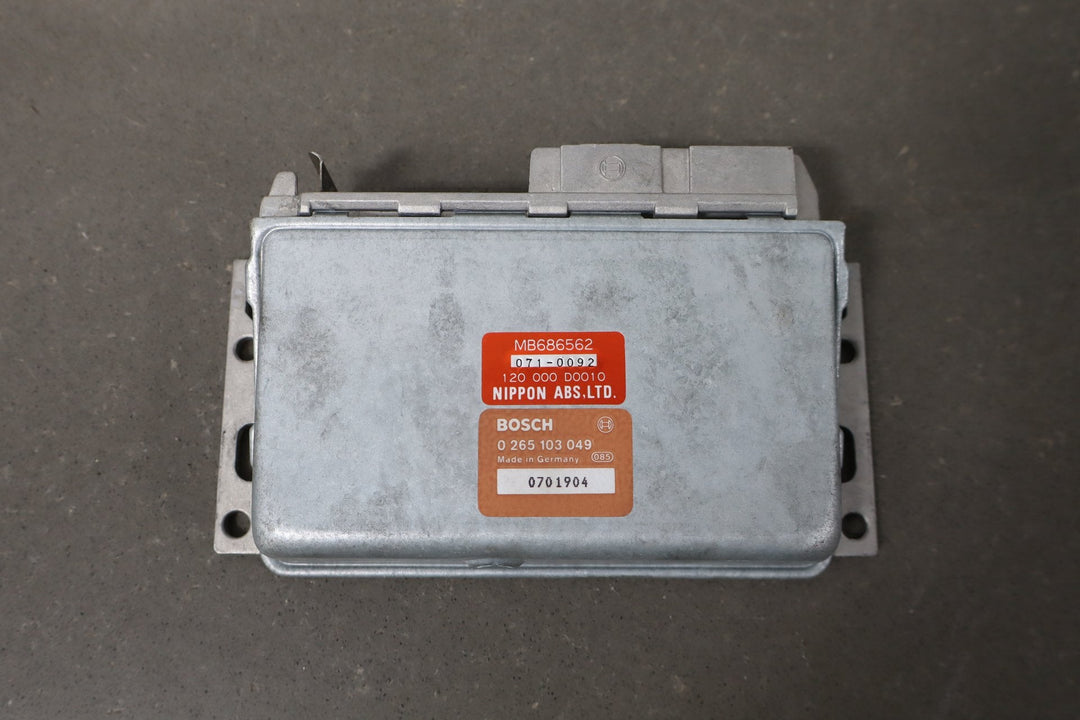 1991 - 1996 Dodge Stealth ABS Module mb686562 OEM