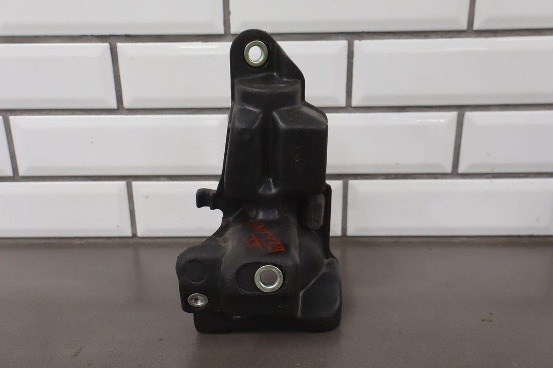 1991 - 1997 Toyota Land Cruiser Emergency Spare Bottle Jack W/Tools