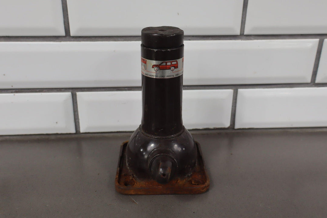 1991 - 1997 Toyota Land Cruiser Emergency Spare Bottle Jack W/Tools