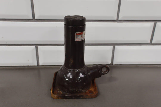 1991 - 1997 Toyota Land Cruiser Emergency Spare Bottle Jack W/Tools