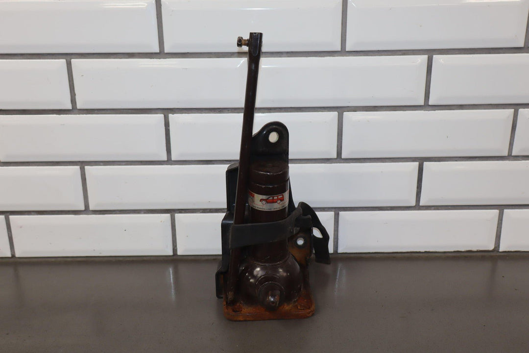 1991 - 1997 Toyota Land Cruiser Emergency Spare Bottle Jack W/Tools