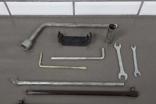 1991 - 1997 Toyota Land Cruiser Emergency Spare Bottle Jack W/Tools