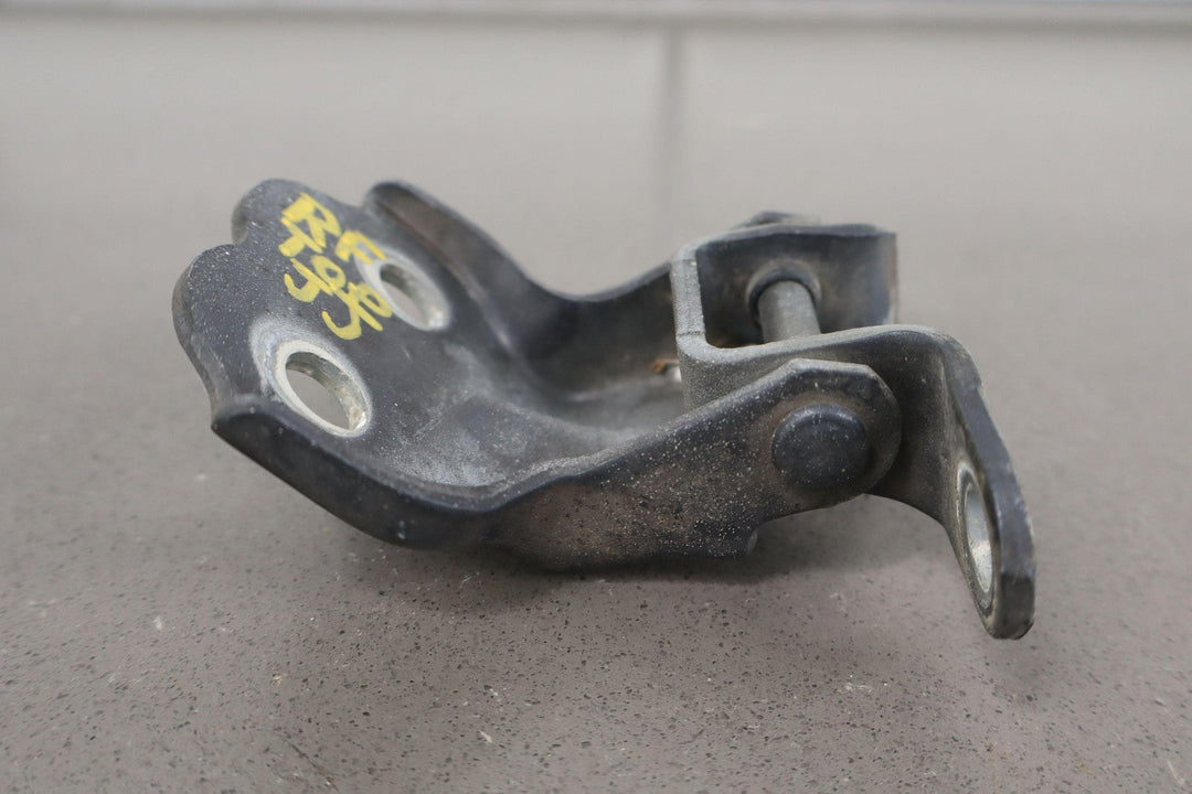 1991 - 1997 Toyota Land Cruiser FJ80 Front Right Upper & Lower Door Hinges Tested