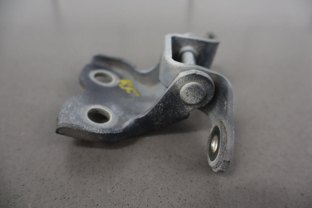 1991 - 1997 Toyota Land Cruiser FJ80 Front Right Upper & Lower Door Hinges Tested