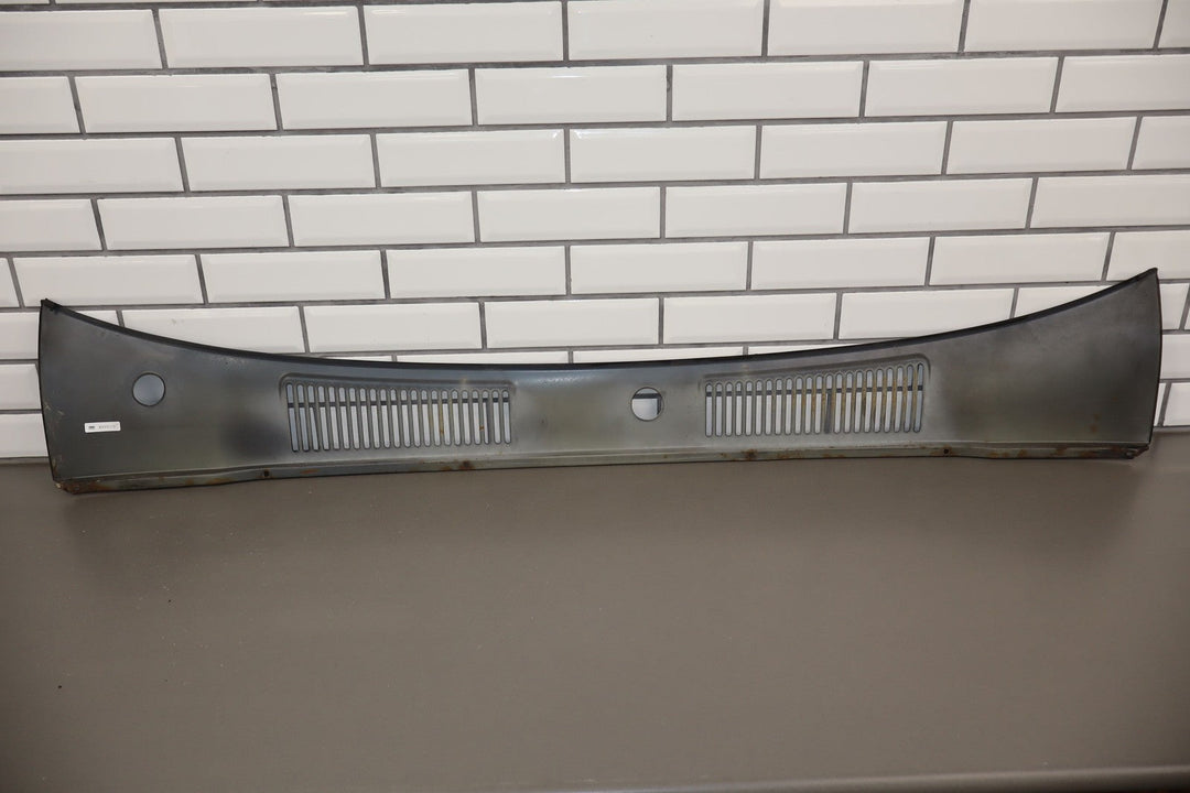 1991 - 1997 Toyota Land Cruiser FJ80 Metal Front Center Cowl Vent Panel (Gray)