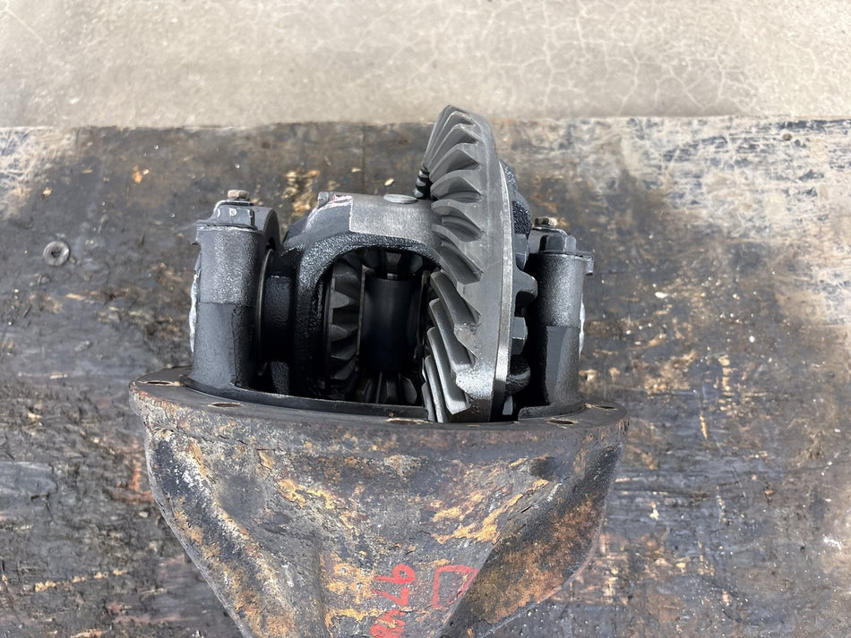 1991-1997 Toyota Land Cruiser FJ80 Rear Differential Carrier 4.10 41110-60312