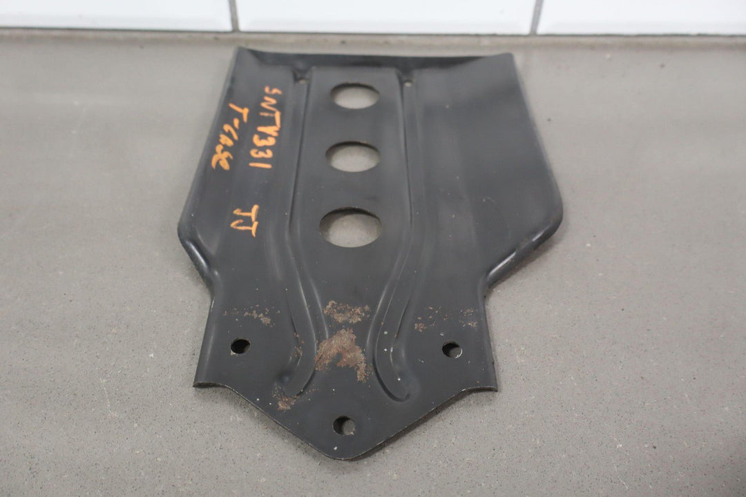 1991 - 1997 Toyota Land Cruiser FJ80 Transfer Case Skid Plate (Lightly Weathered)