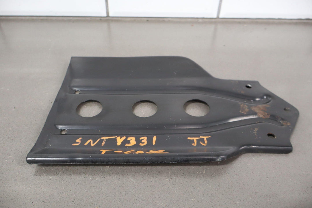 1991 - 1997 Toyota Land Cruiser FJ80 Transfer Case Skid Plate (Lightly Weathered)