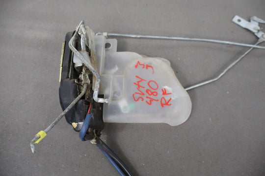 1991 - 1997 Toyota Land Cruiser FZJ80 - Right Front Door Latch