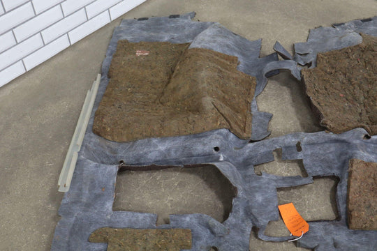 1991 - 1997 Toyota Land Cruiser Interior Carpeting Cleanout