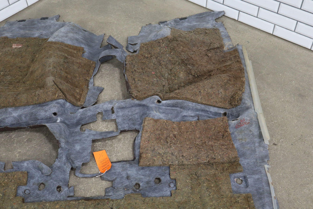 1991 - 1997 Toyota Land Cruiser Interior Carpeting Cleanout