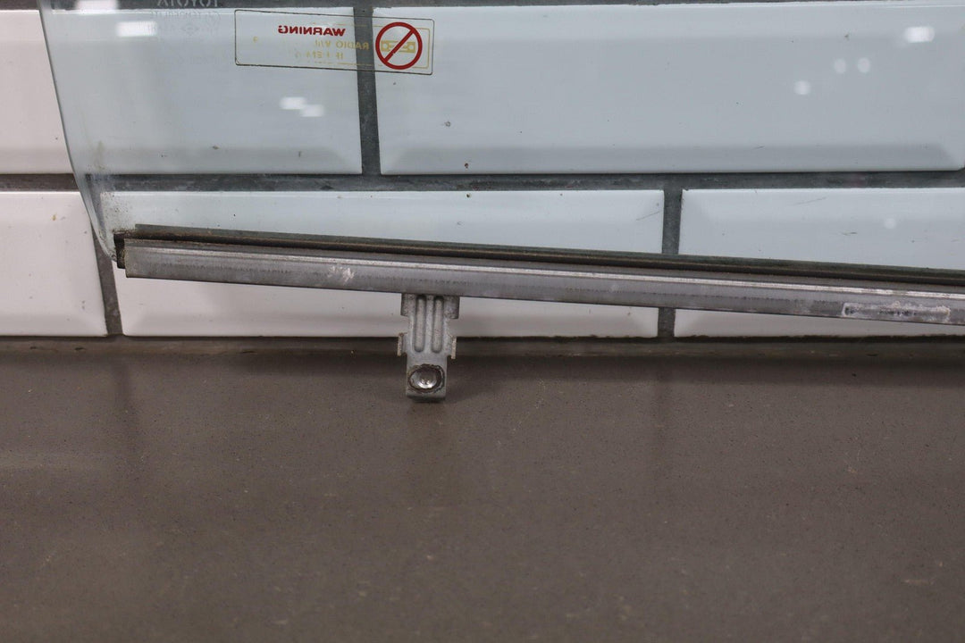 1991 - 1997 Toyota Land Cruiser Left LH Driver Front Door Window Glass Only