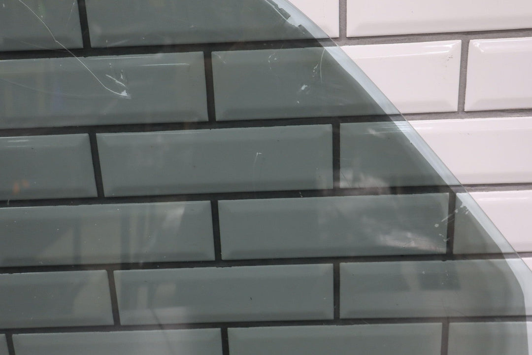 1991 - 1997 Toyota Land Cruiser Left LH Driver Front Door Window Glass Only