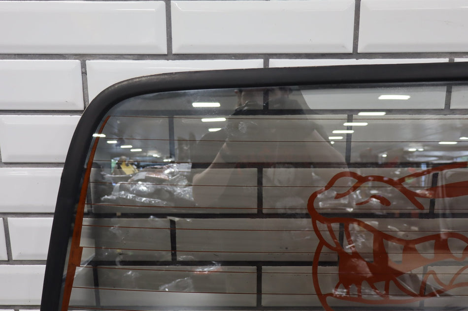 1991-1997 Toyota Land Cruiser Lexus LX450 Back Window Rear Glass 6813160151