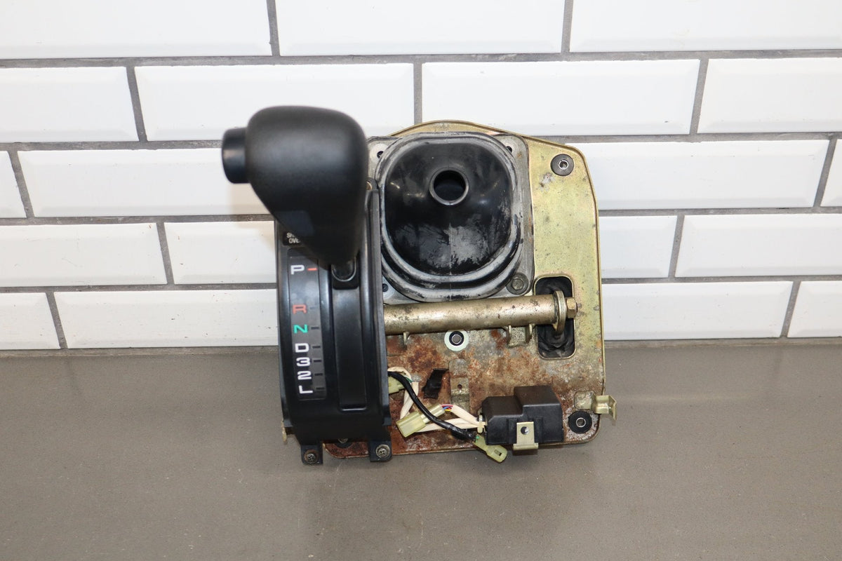 1991-1997 Toyota Land Cruiser Lexus LX450 FZJ80 - Floor Shifter