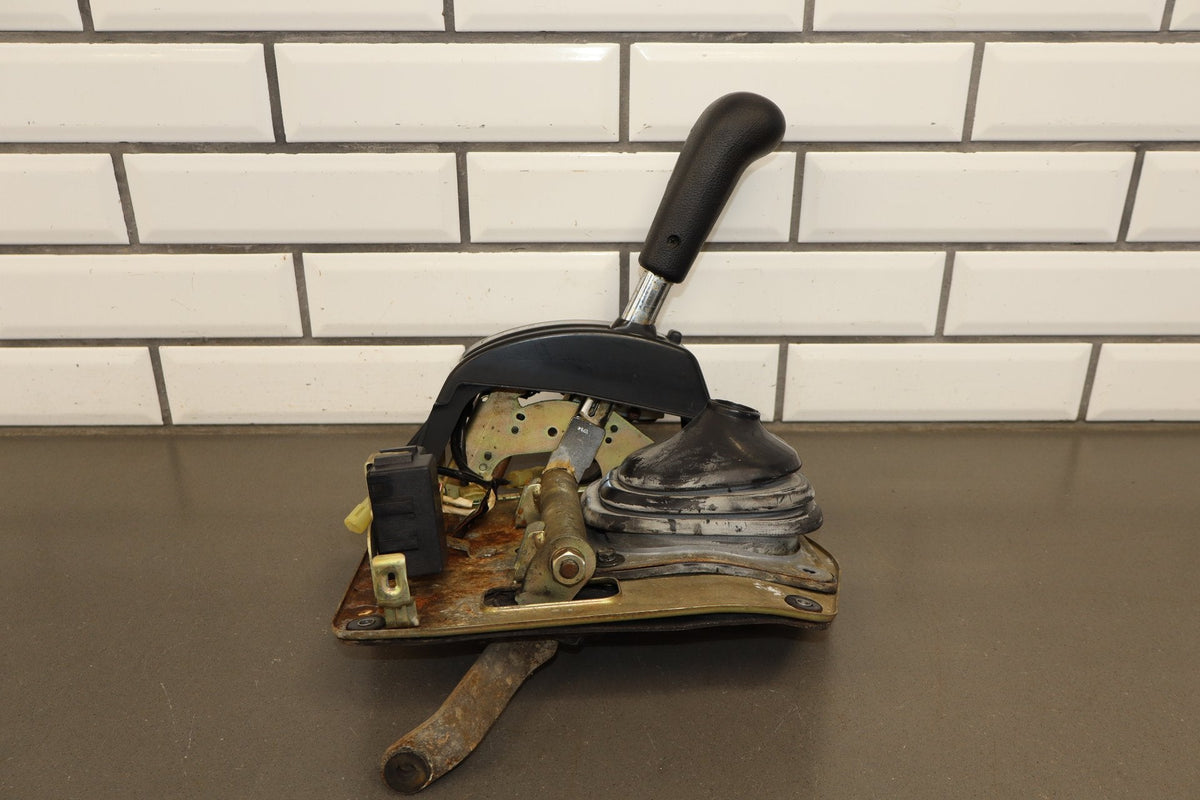 1991-1997 Toyota Land Cruiser Lexus LX450 FZJ80 - Floor Shifter