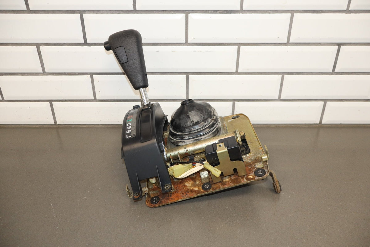 1991-1997 Toyota Land Cruiser Lexus LX450 FZJ80 - Floor Shifter