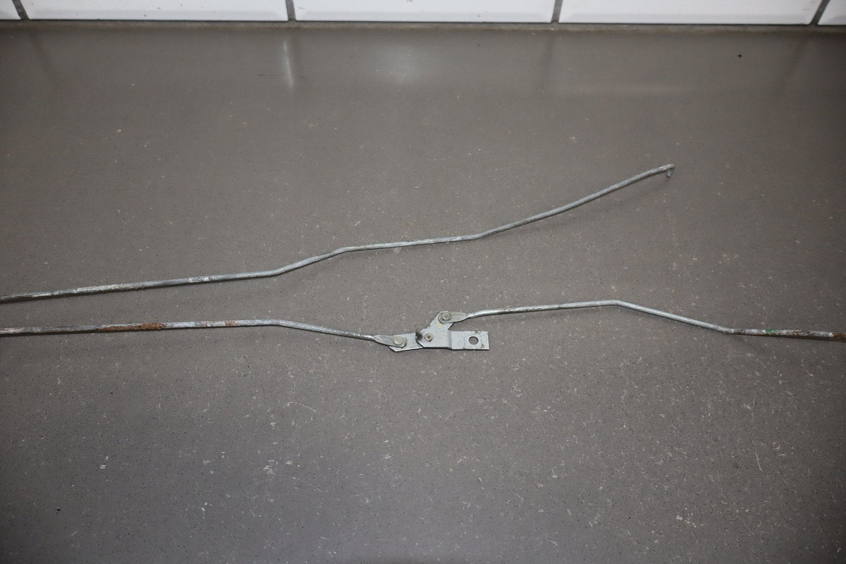1991-1997 Toyota Land Cruiser, Lexus LX450 FZJ80- Right Front Door Latch