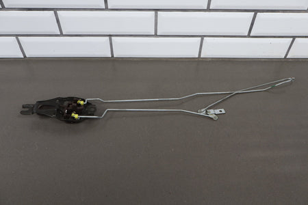 1991-1997 Toyota Land Cruiser, Lexus LX450 FZJ80 - Right Front Door Latch