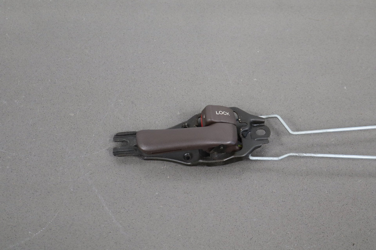 1991-1997 Toyota Land Cruiser, Lexus LX450 FZJ80 - Right Front Door Latch