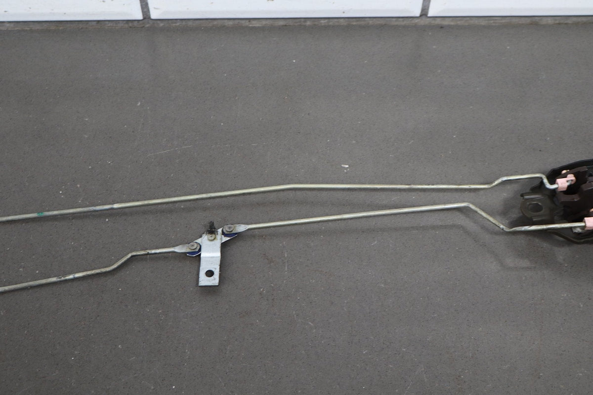 1991-1997 Toyota Land Cruiser Lexus LX450 Left Rear Door Latch 6934060060