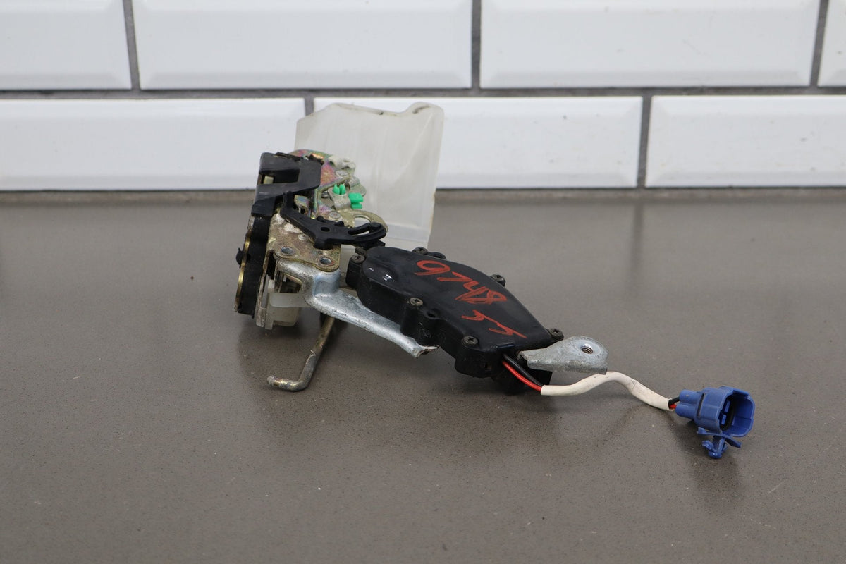 1991-1997 Toyota Land Cruiser Lexus LX450 Left Rear Door Latch 6934060060