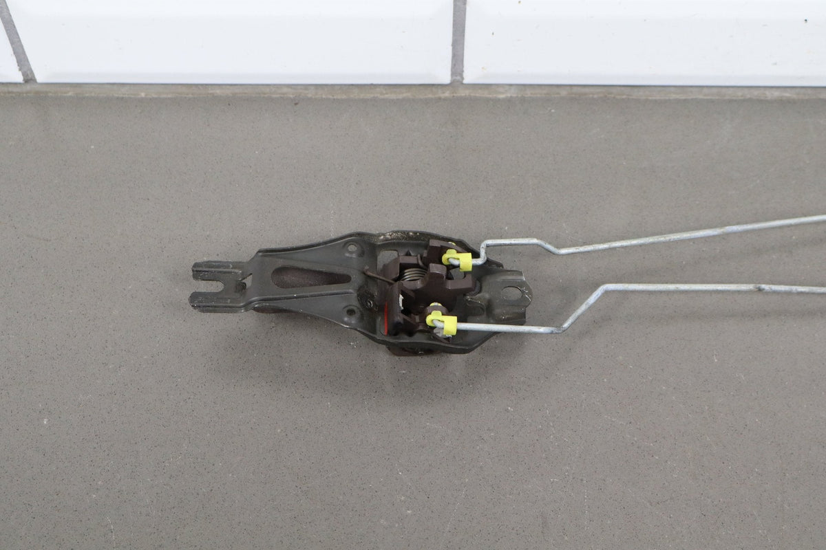 1991-1997 Toyota Land Cruiser Lexus LX450 Right Rear Door Latch 6933060060